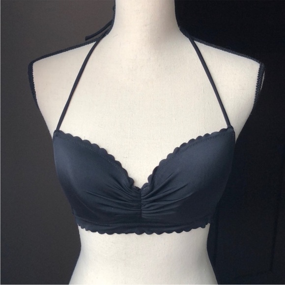 Victoria’s Secret | Black Scalloped Bikini Top - Picture 1 of 8